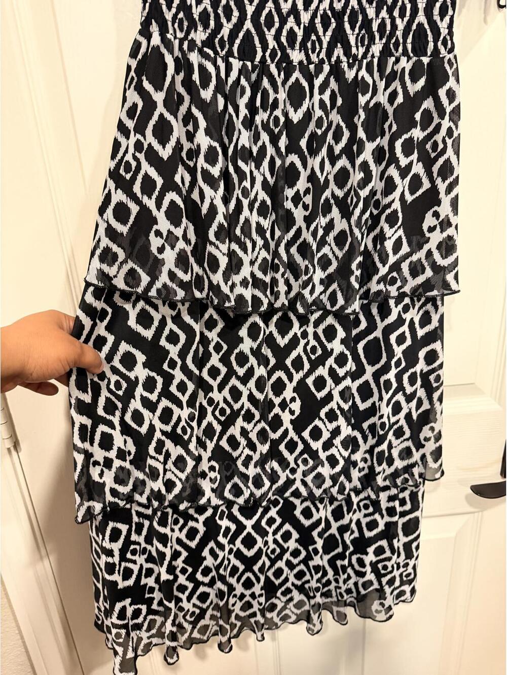 #37 STELLA & JULIE Sz. 12 tiered dress - Picture 6 of 9